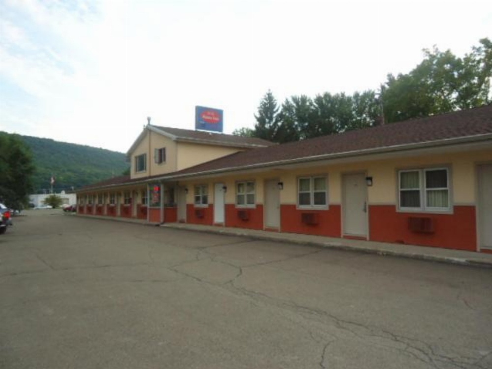 Relax Inn Main image